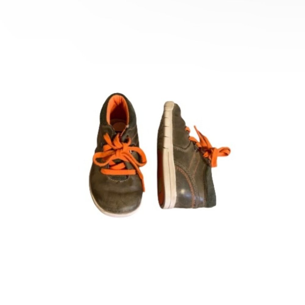 Clarks Brown Leather Shoes - Toddler’s Size 6.5